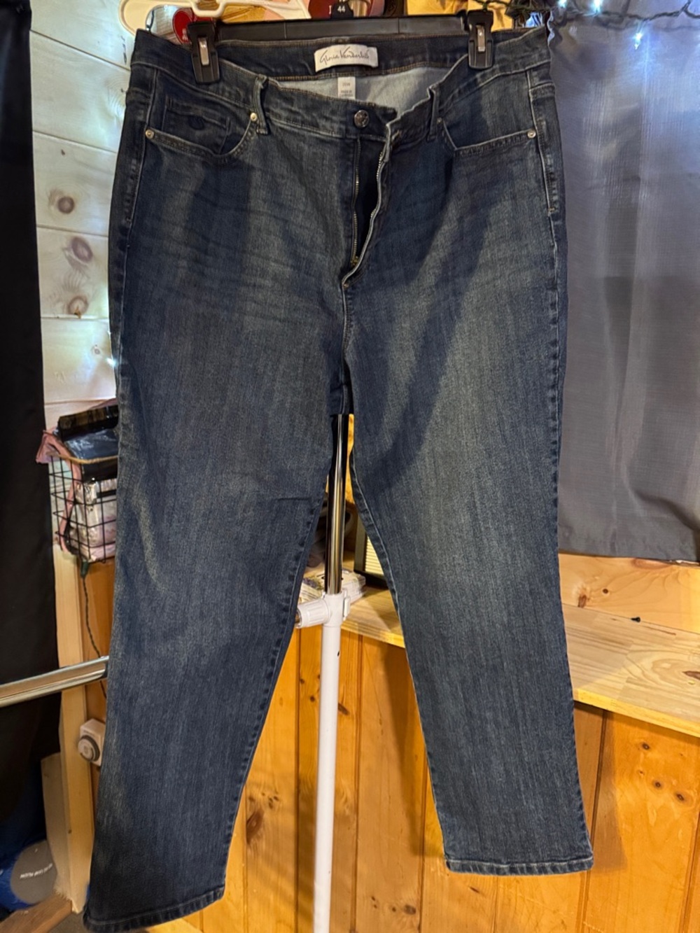Gloria Vanderbilt Men's Indigo Slim Straight Jeans